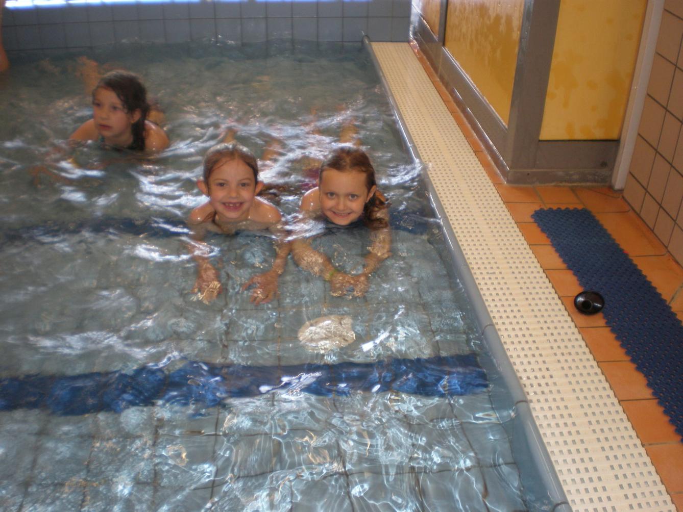 Ukončení plaveckého výcviku 1. a 2. třídy - 17