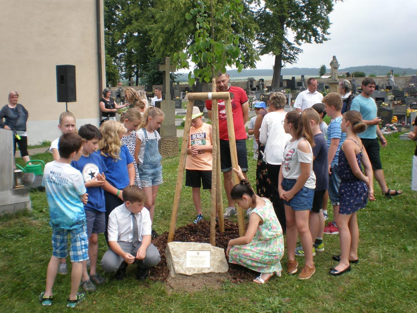 Slavnostní zasazení památné lípy - 15