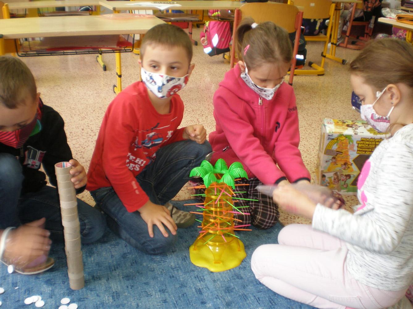 Výstupy druháčků z domácího i školního učení 10. 6. - 15