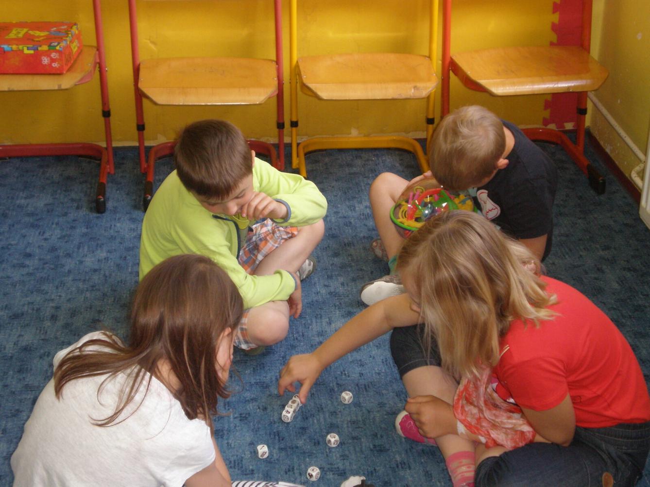 Výstupy druháčků z domácího i školního učení 12. 6. - 35