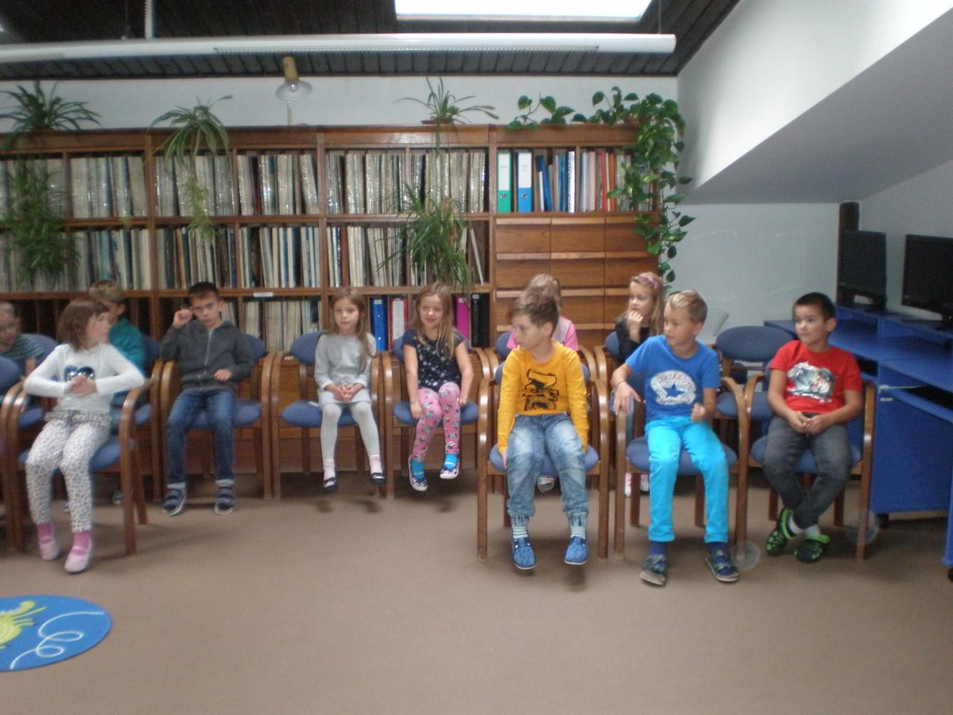 Pasování žáků 2. třídy na čtenáře - 3