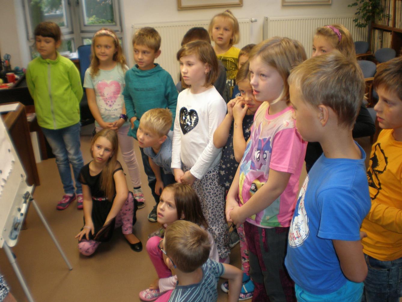 Pasování žáků 2. třídy na čtenáře - 23