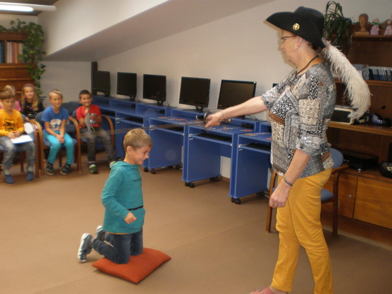 Pasování žáků 2. třídy na čtenáře - 34