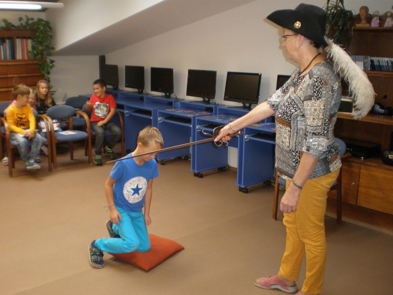 Pasování žáků 2. třídy na čtenáře - 39