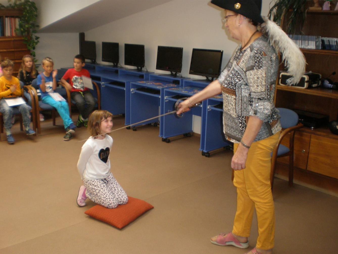 Pasování žáků 2. třídy na čtenáře - 41