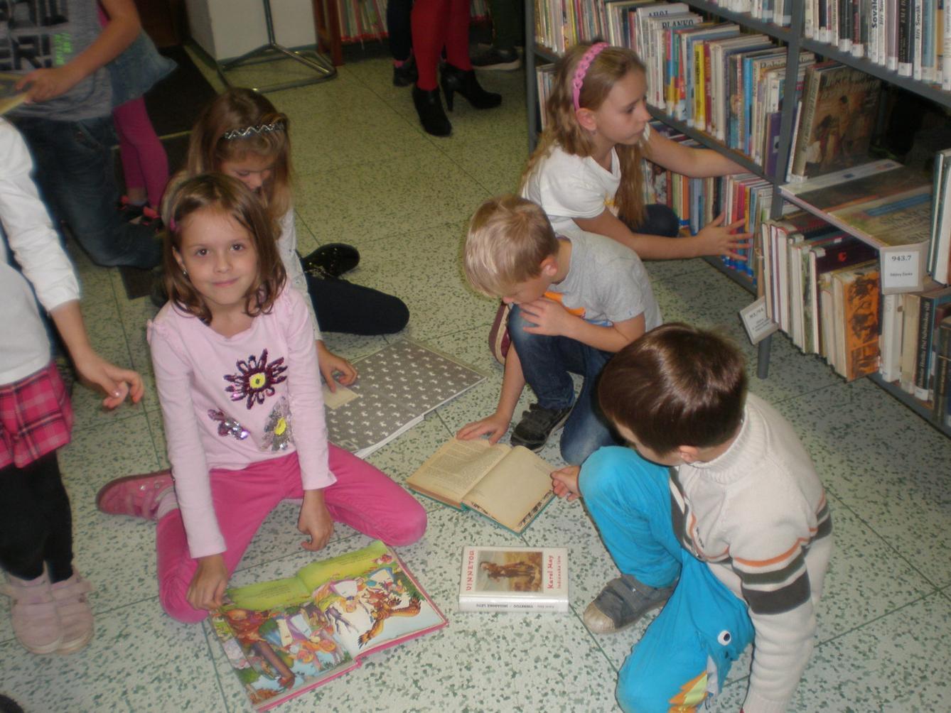Návštěva druháčků v Obecní knihovně - 7