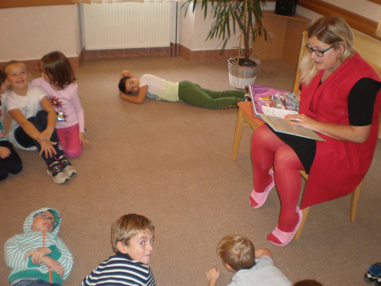 Návštěva druháčků v Obecní knihovně - 12