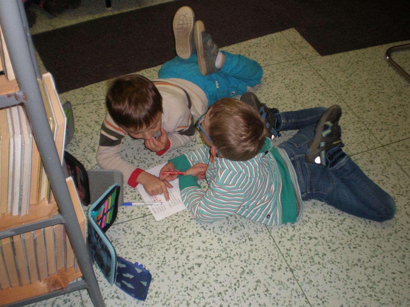 Návštěva druháčků v Obecní knihovně - 14