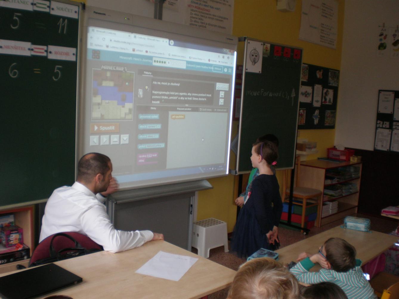 Hodina kódu ve 2. a 5. třídě - 15