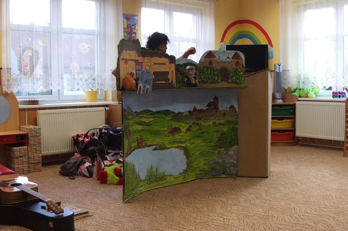 Divadlo - Jak se Honza rytířem stal a kolik řemesel se naučil - 5