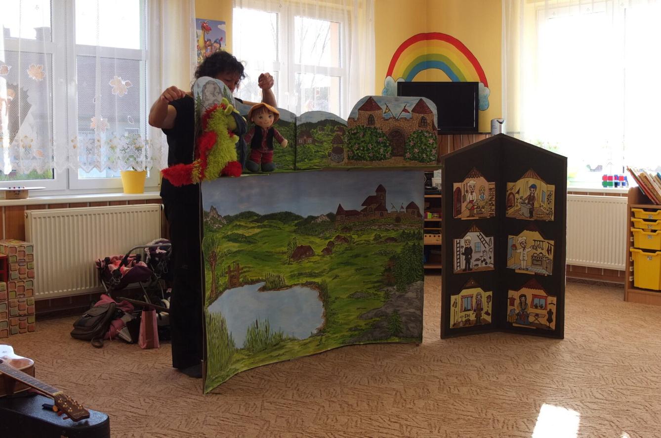 Divadlo - Jak se Honza rytířem stal a kolik řemesel se naučil - 10