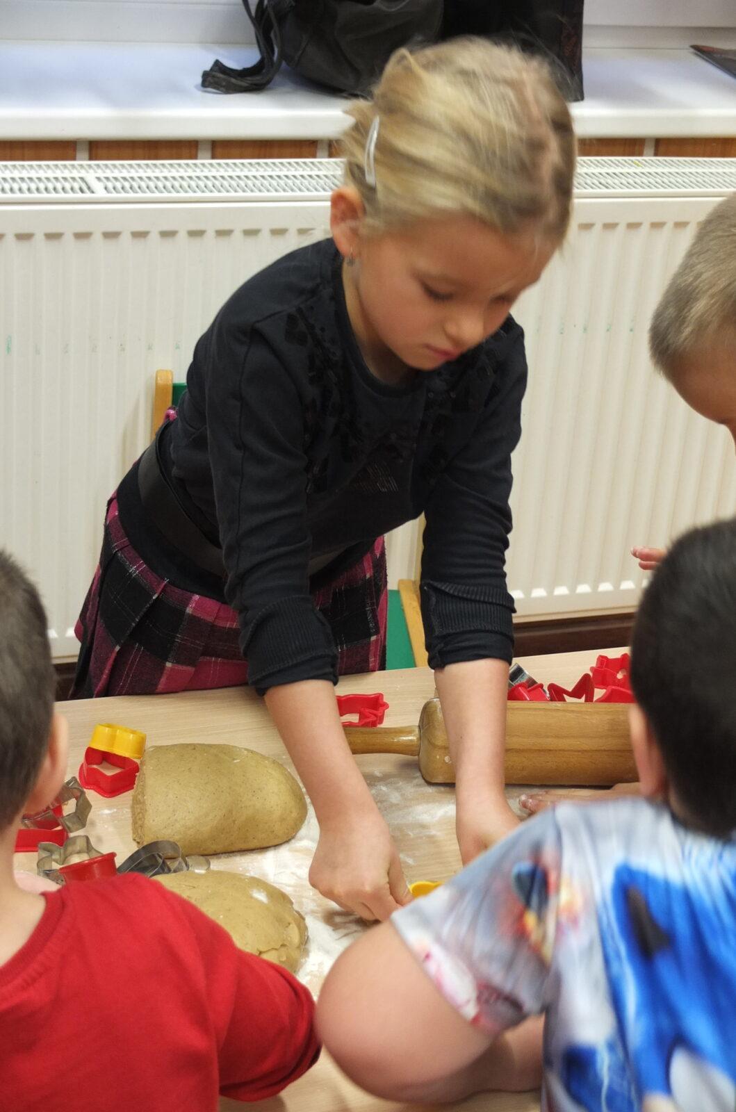 Pečení perníčků - 10