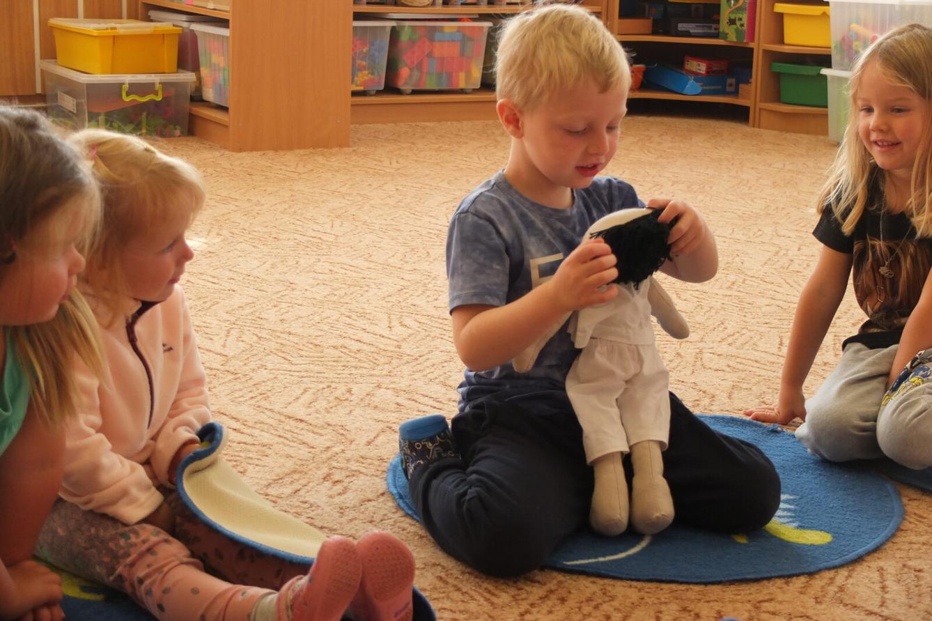 Človíček se představuje 1 - 8