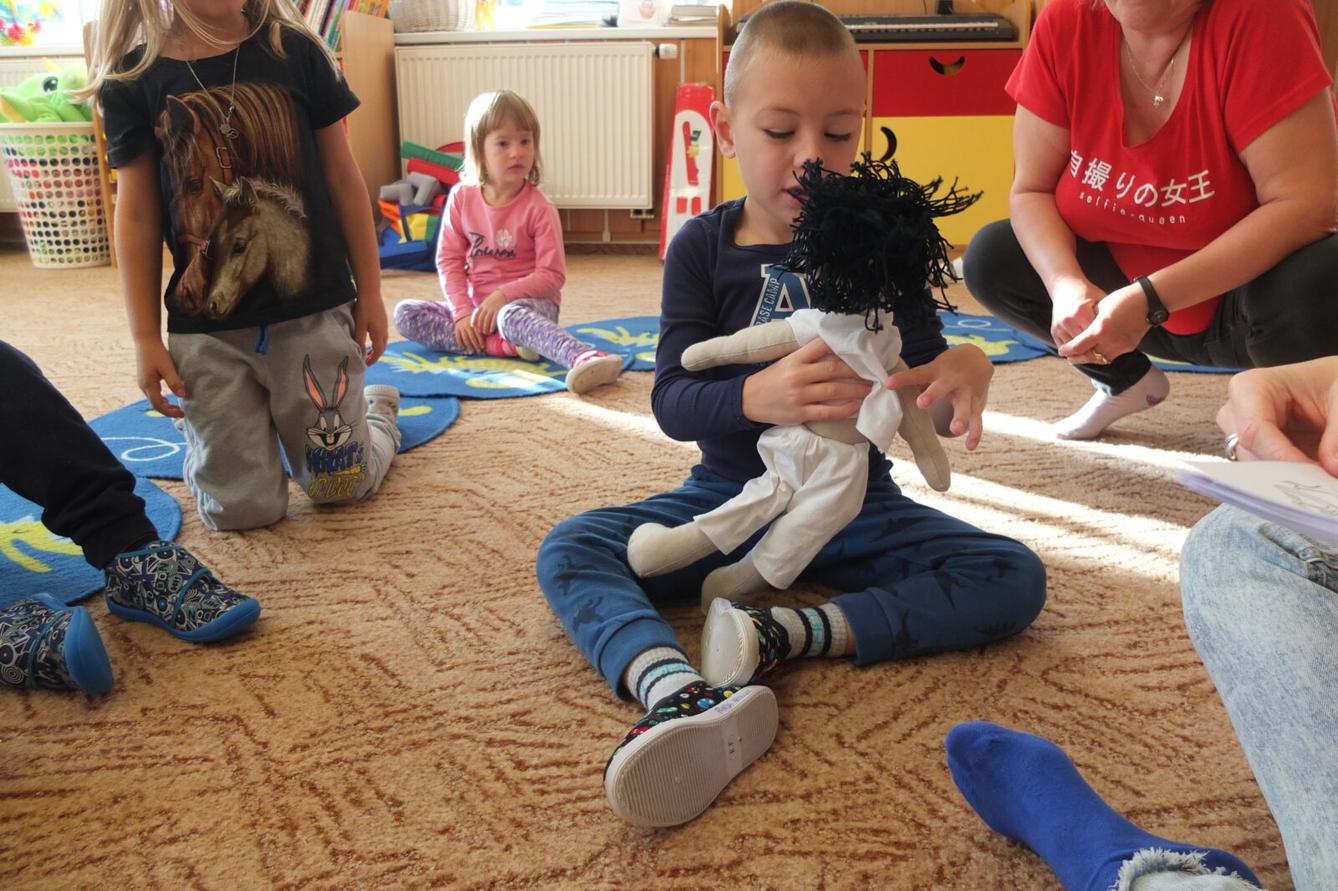 Človíček se představuje 1 - 12