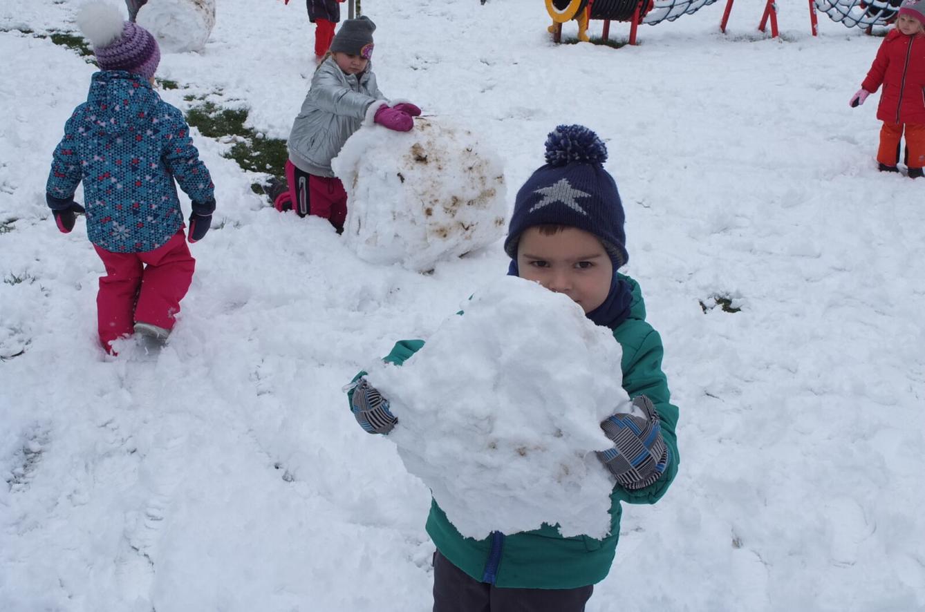 Užíváme si sněhu - 7