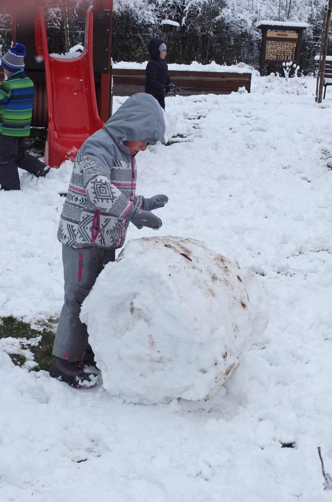 Užíváme si sněhu - 9