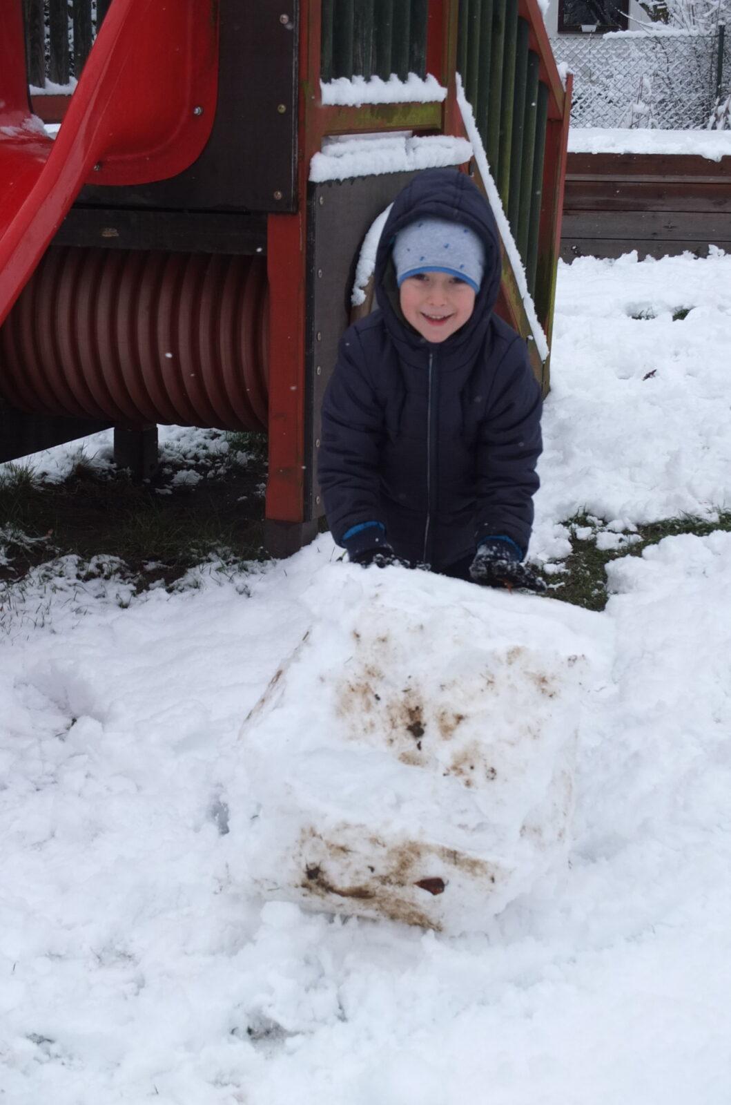 Užíváme si sněhu - 11