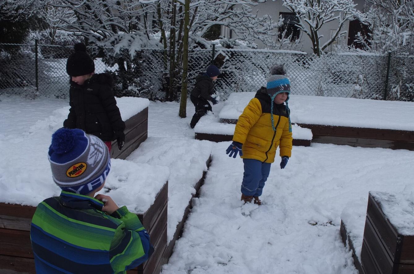 Užíváme si sněhu - 19
