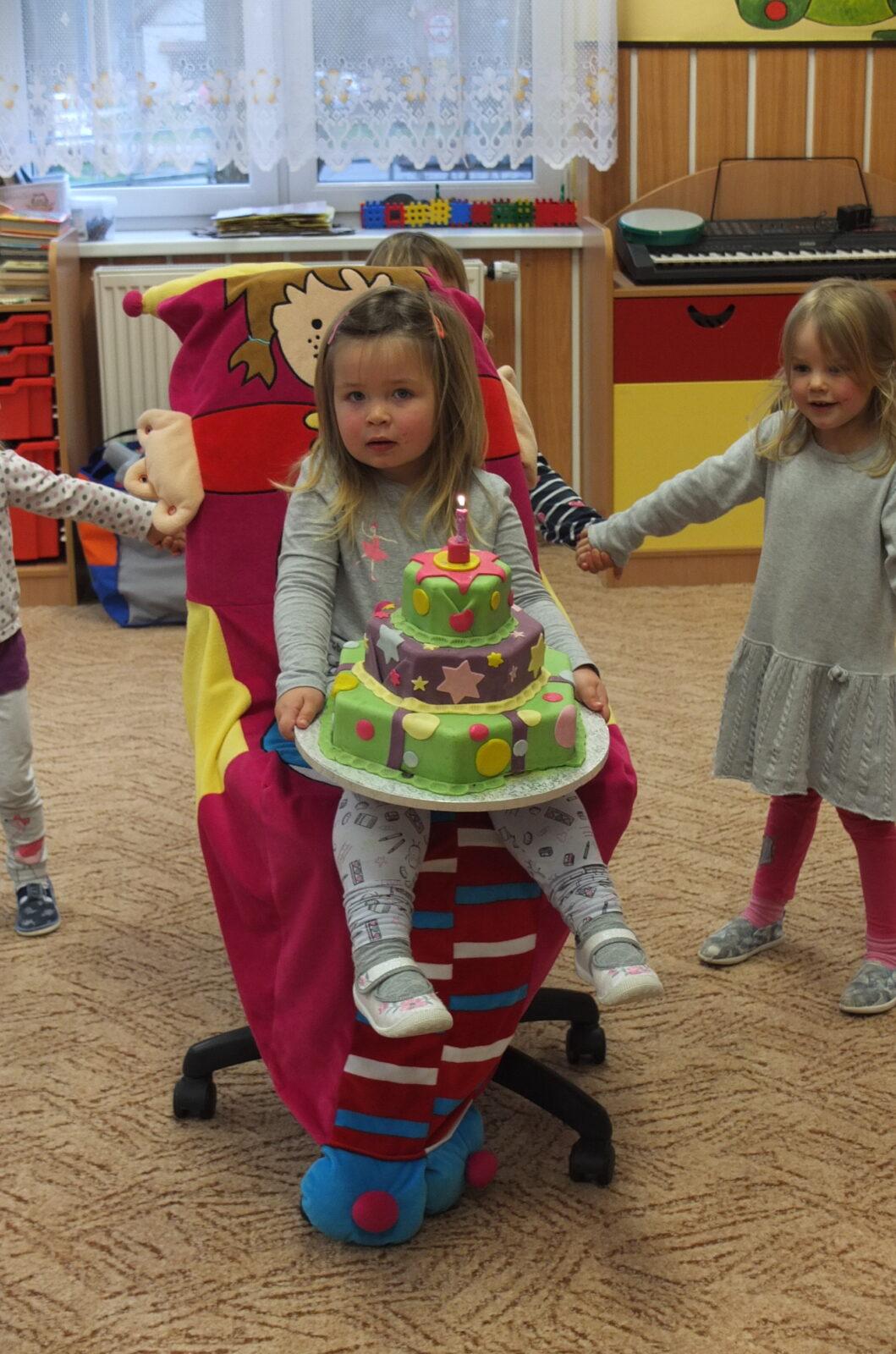 Anička má narozeniny! - 1