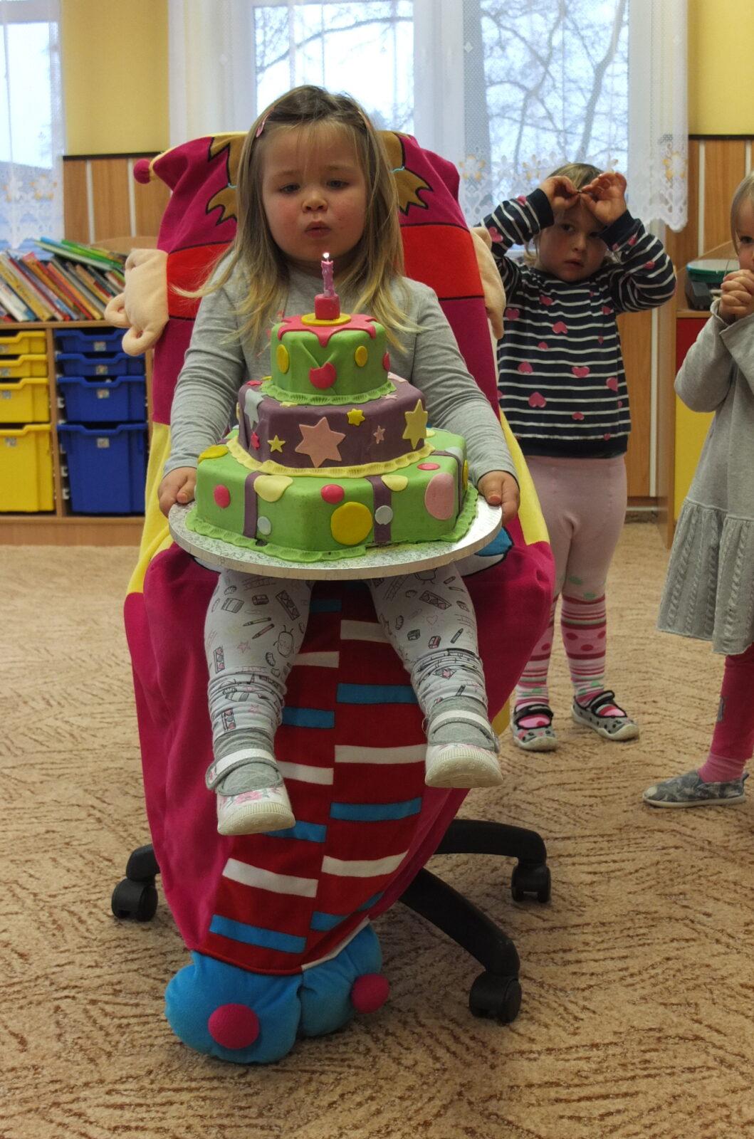 Anička má narozeniny! - 6