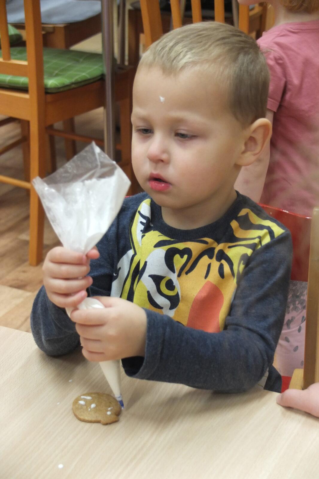 Pečení perníčků - 27