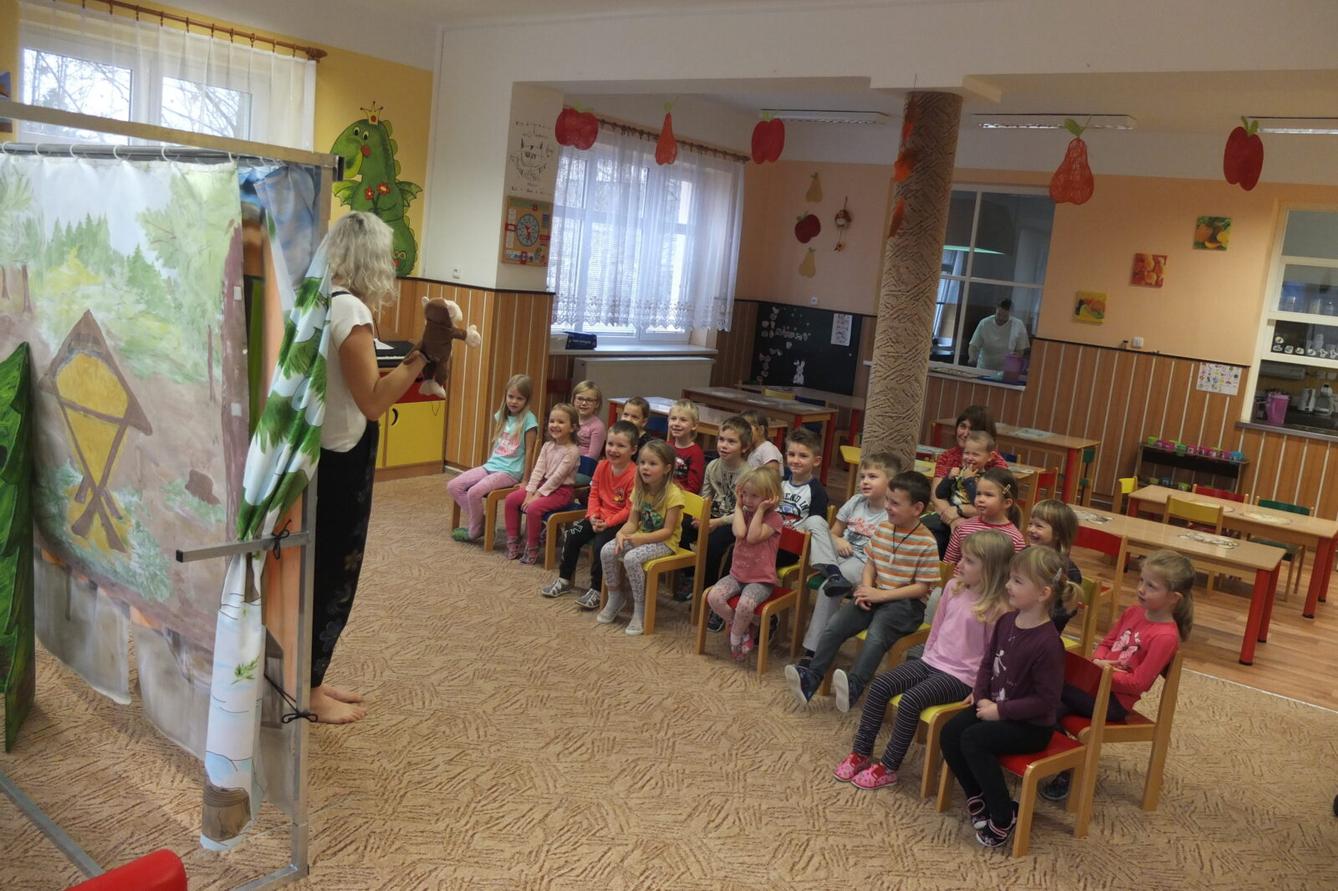 U DVOU SLUNCÍ - O LESE - 4