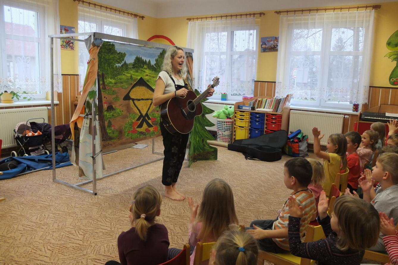 U DVOU SLUNCÍ - O LESE - 5