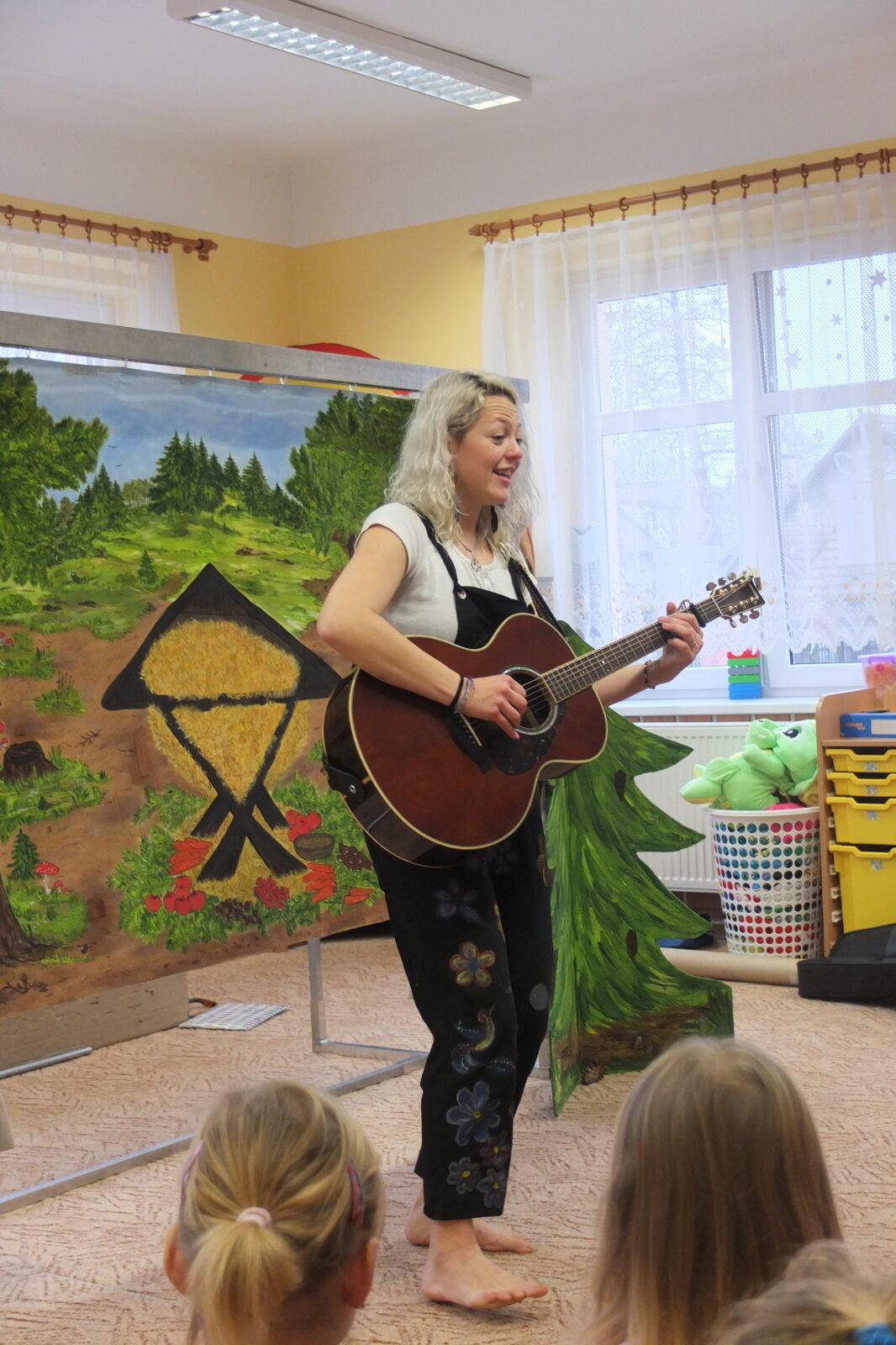 U DVOU SLUNCÍ - O LESE - 6