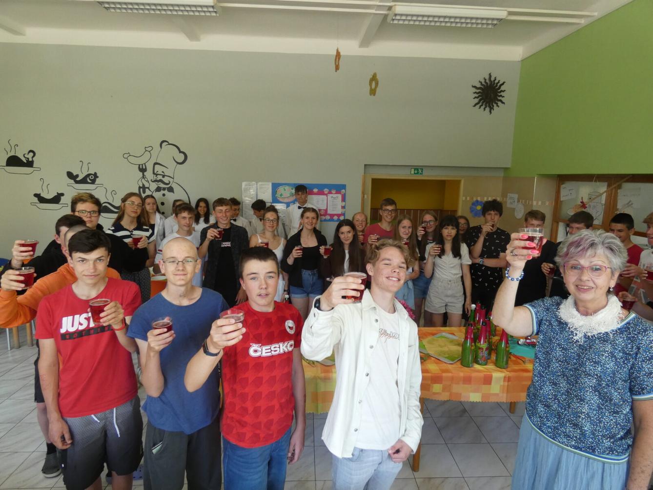 Slavnostní oběd 9. třídy - 2