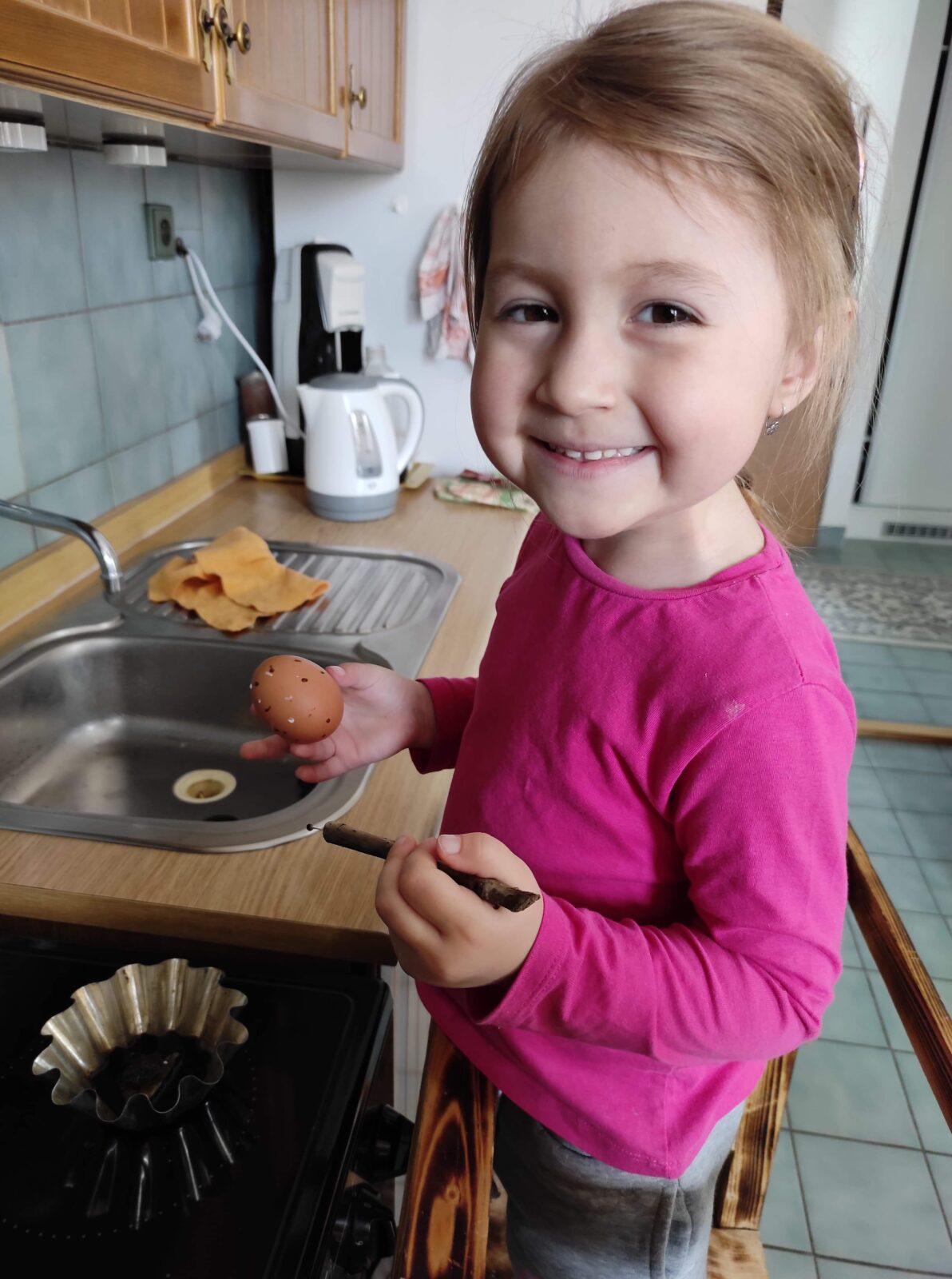 Distanční výuka v MŠ Kamarád - "Malované vajíčko" - mladší děti - 53