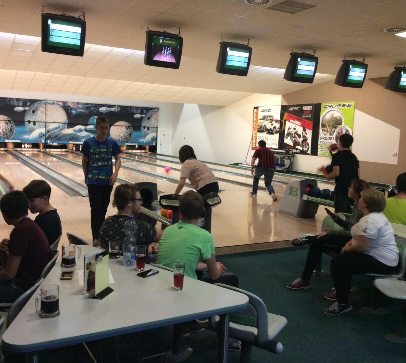 Školní bowlingová liga - 1