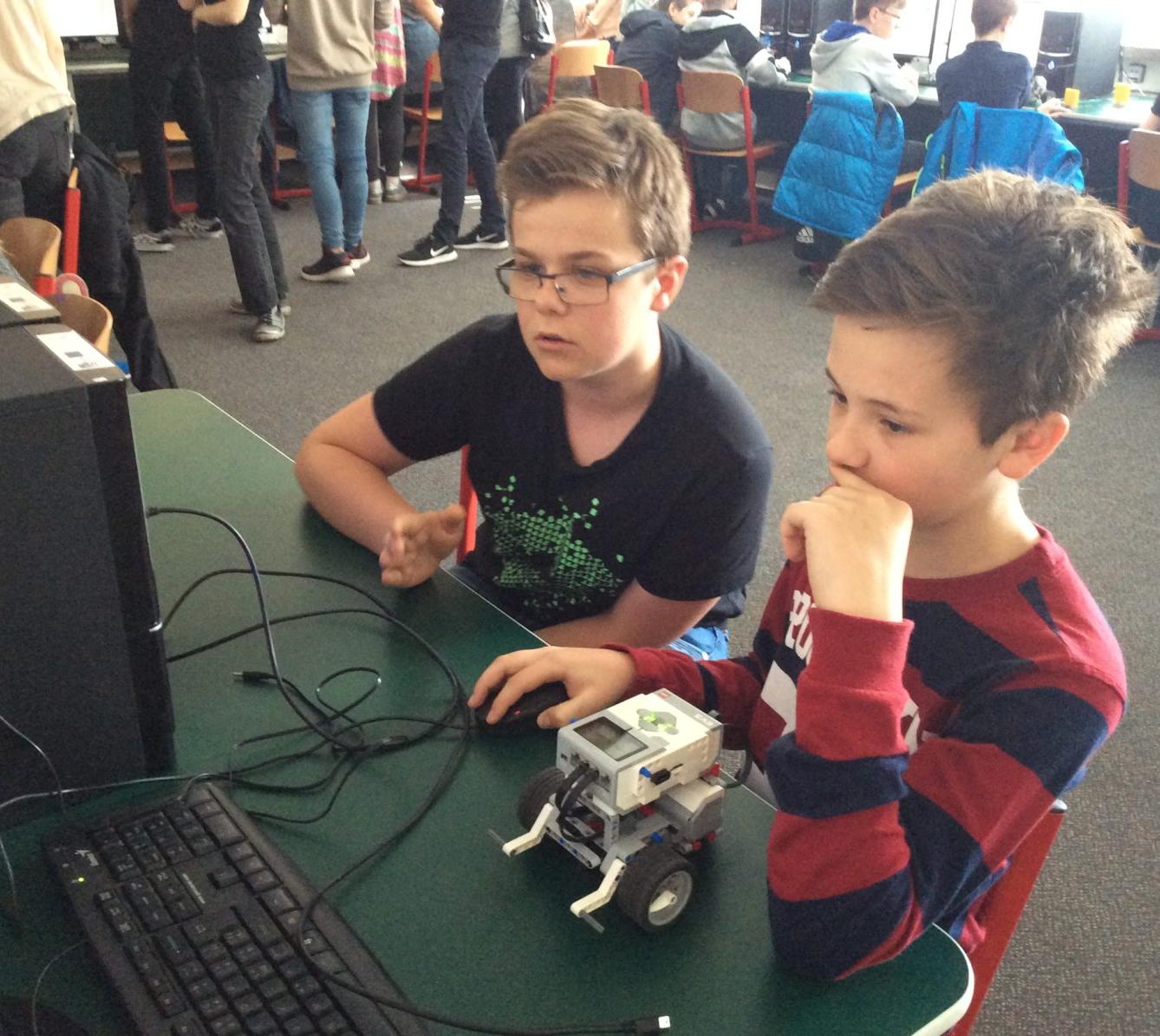 Sedmáci na TECHNOhrátkách - 17