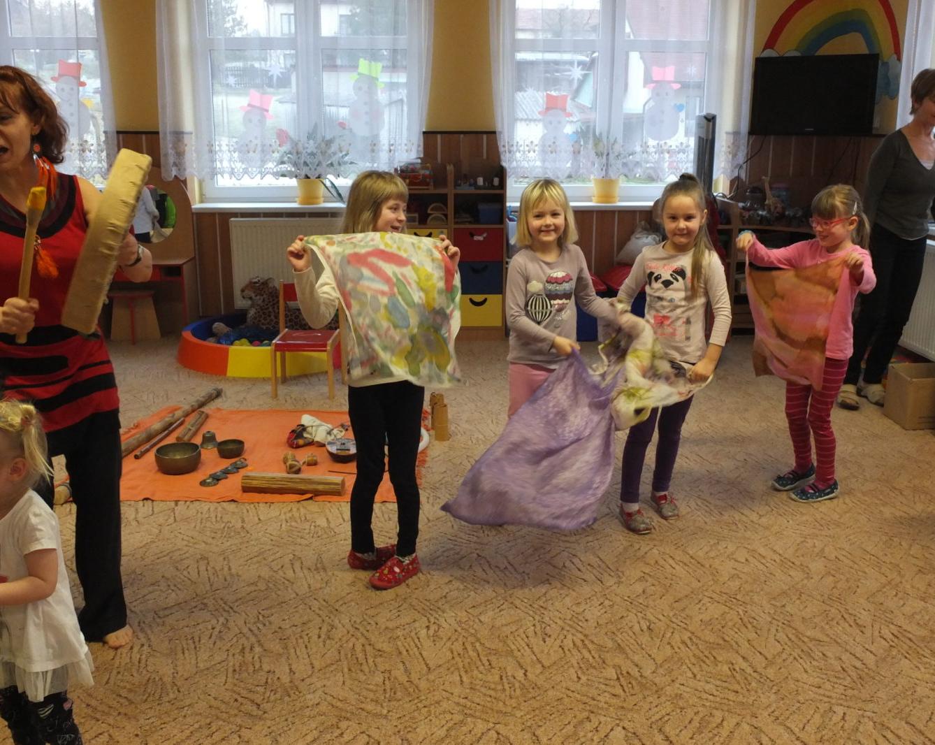 Interaktivní muzikoterapeutický příběh Lenky Hradecké - 12