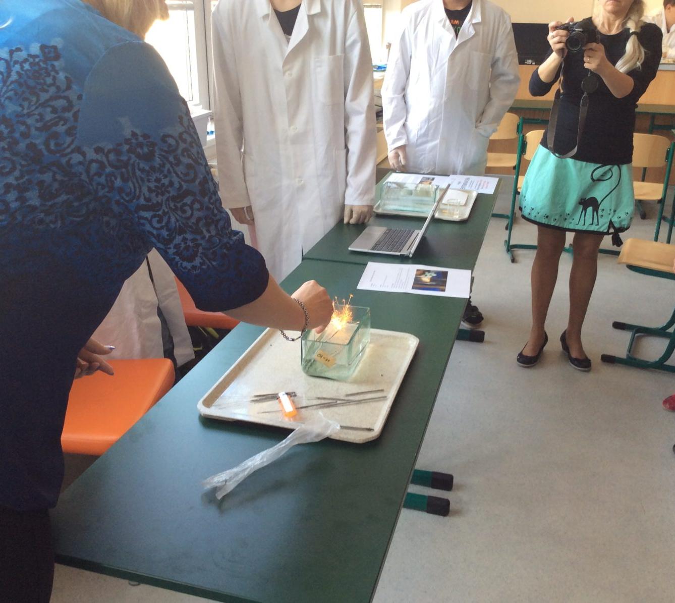 Odpoledne s pokusy Přírodovědného kroužku - 21