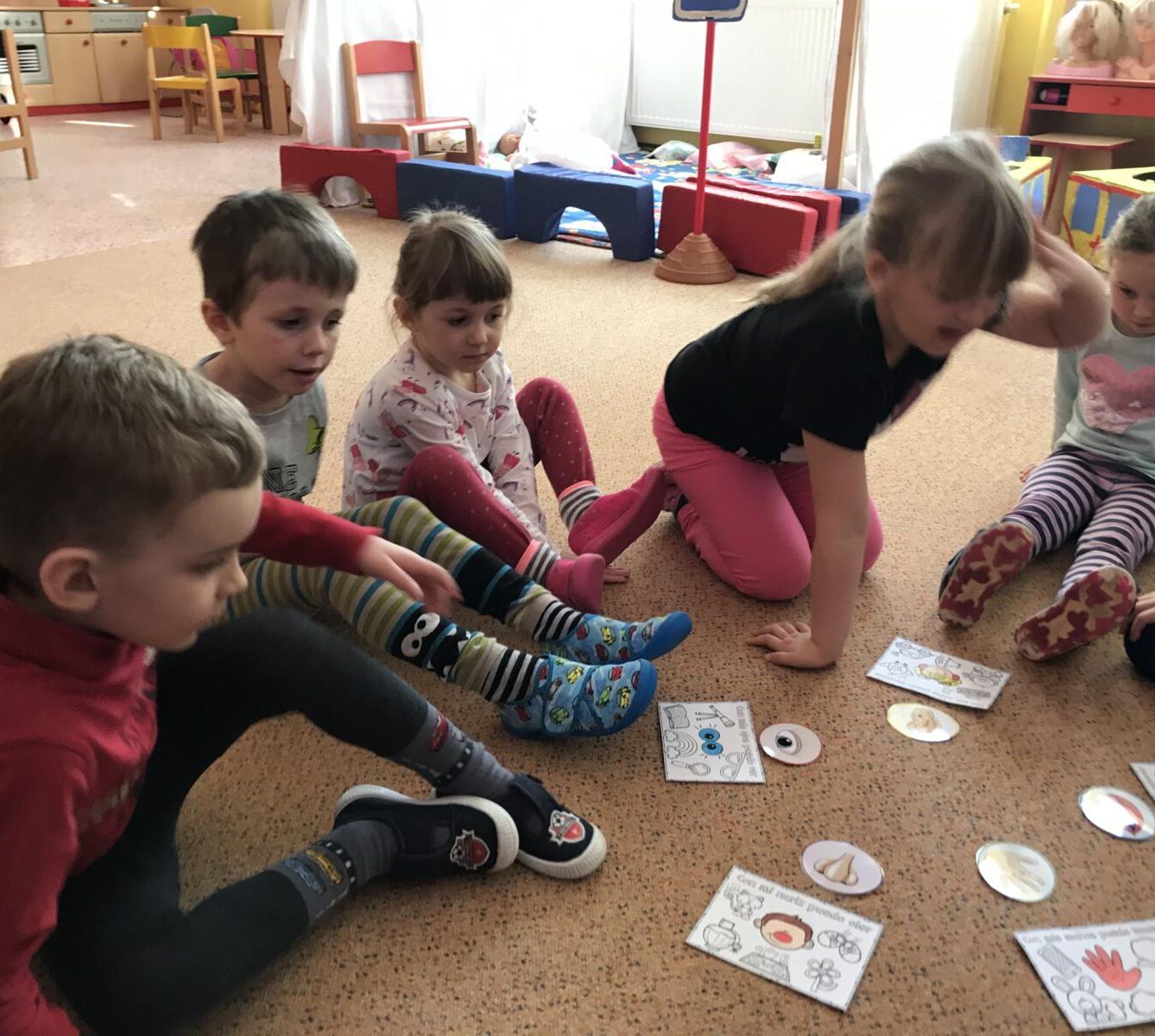 ODPOLEDNÍ HRY: ,,NAŠE SMYSLY" - 1