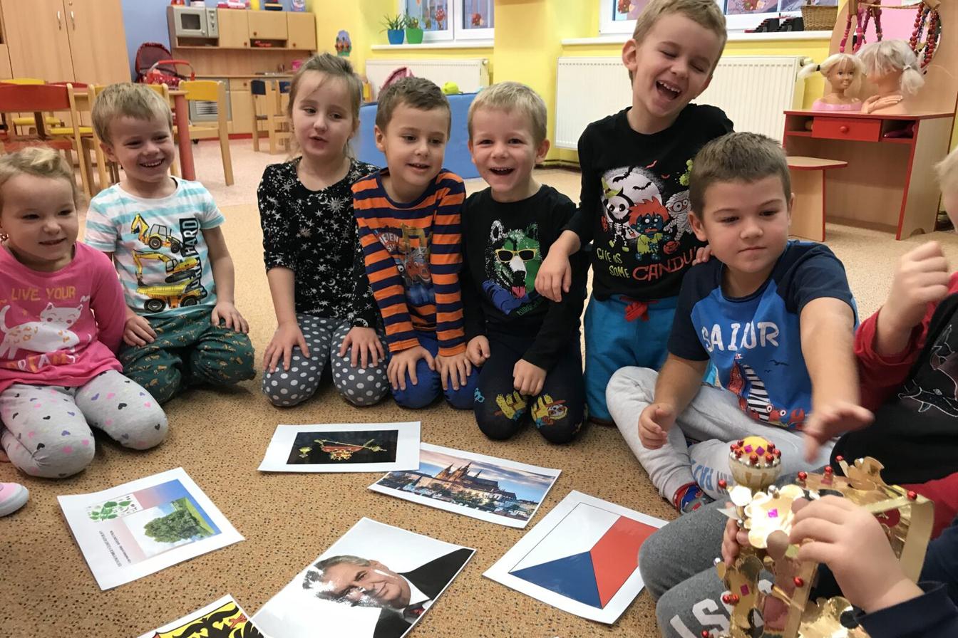 SOVIČKY: ,,KDE ŽIJEME ANEB MÁME RÁDI ČESKO"