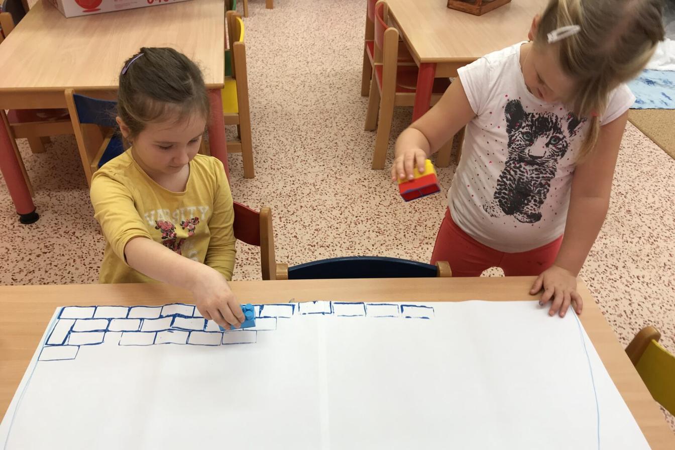 SOVIČKY: ,,ZIMNÍ RADOVÁNKY - VÝPRAVA NA SEVERNÍ A JIŽNÍ PÓL"