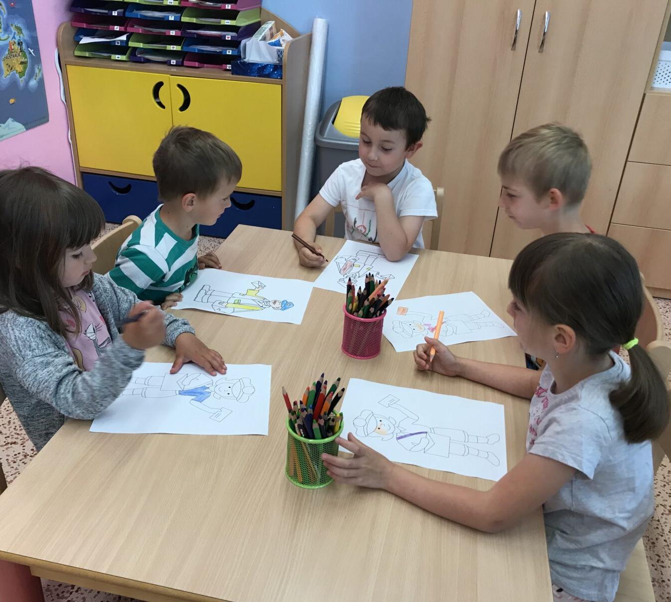 SOVIČKY: ,,TEN DĚLÁ TO A TEN ZAS TOHLE" - 2