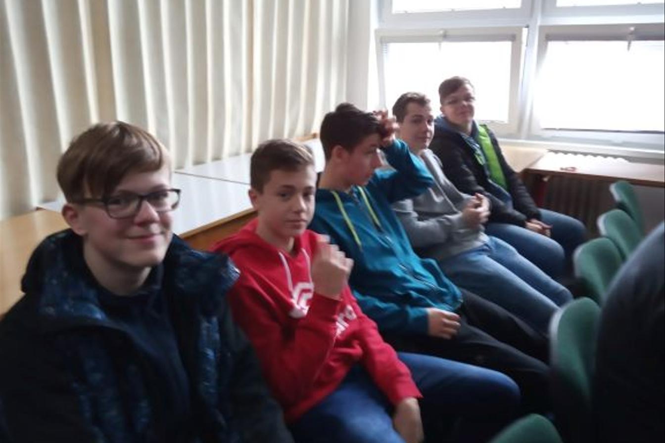 Praktická elektronika 2020