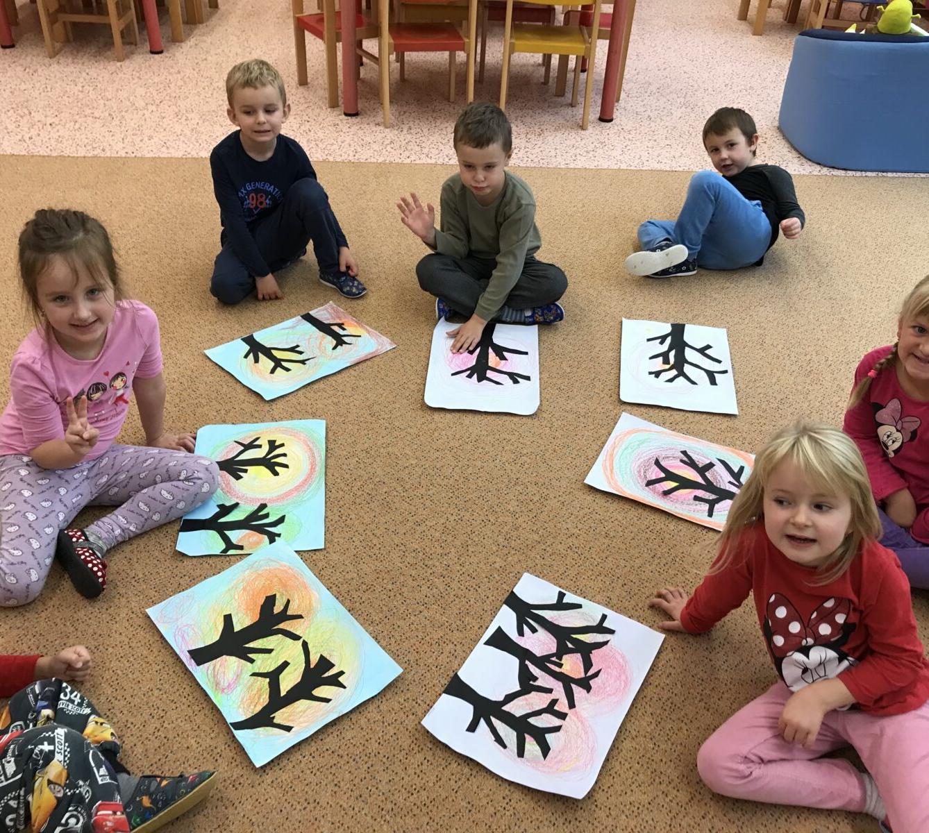 TVOŘENÍČKO: ,,LISTÍ ŽLOUTNE, POLETUJE" - 3