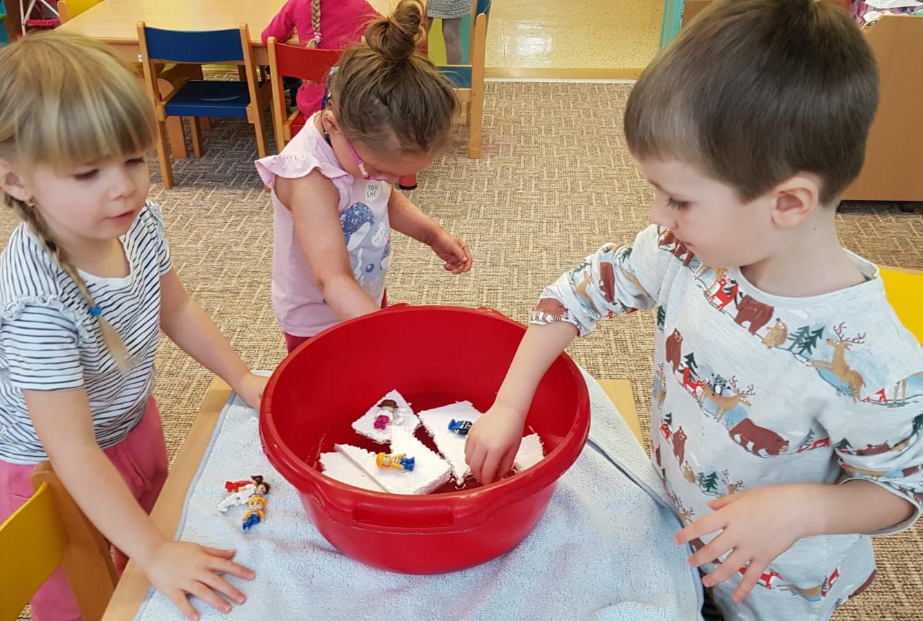 broučci:eskymáci to jsou máci... - 9