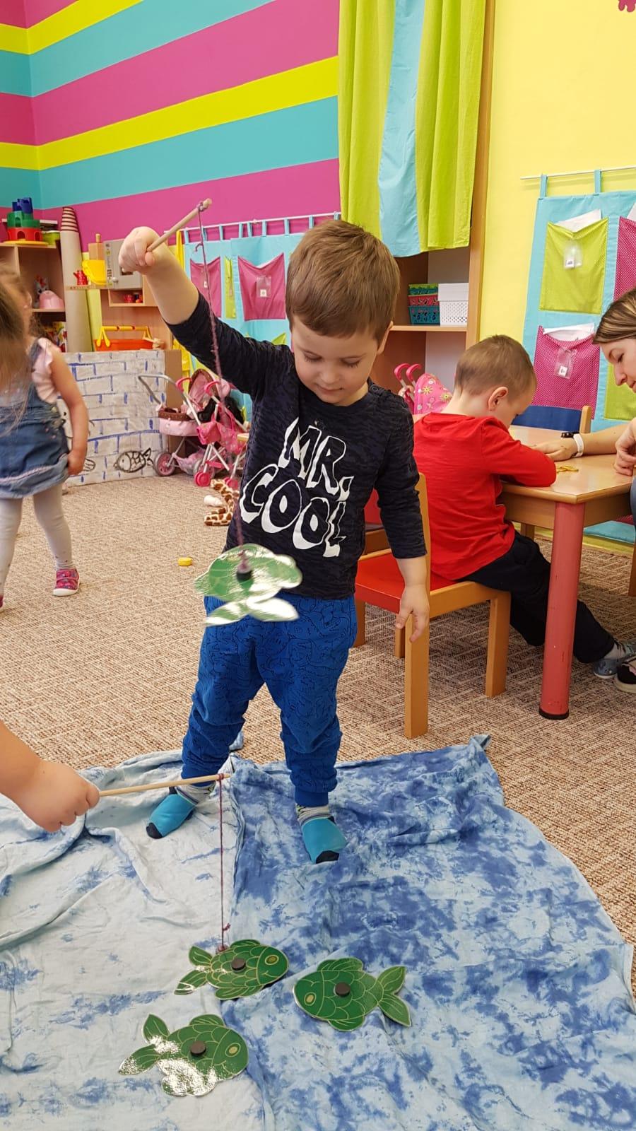 broučci:eskymáci to jsou máci... - 10