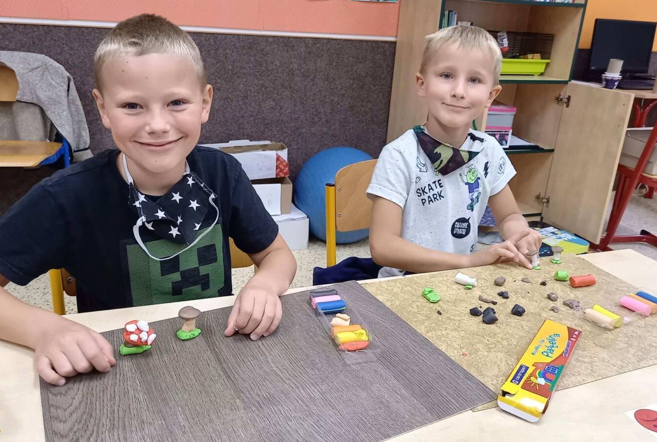 25. 9. Činnosti v 1. třídě - 37