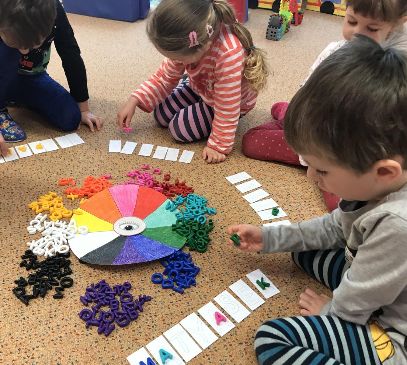 ODPOLEDNÍ HRY: ,,NAŠE SMYSLY" - 5