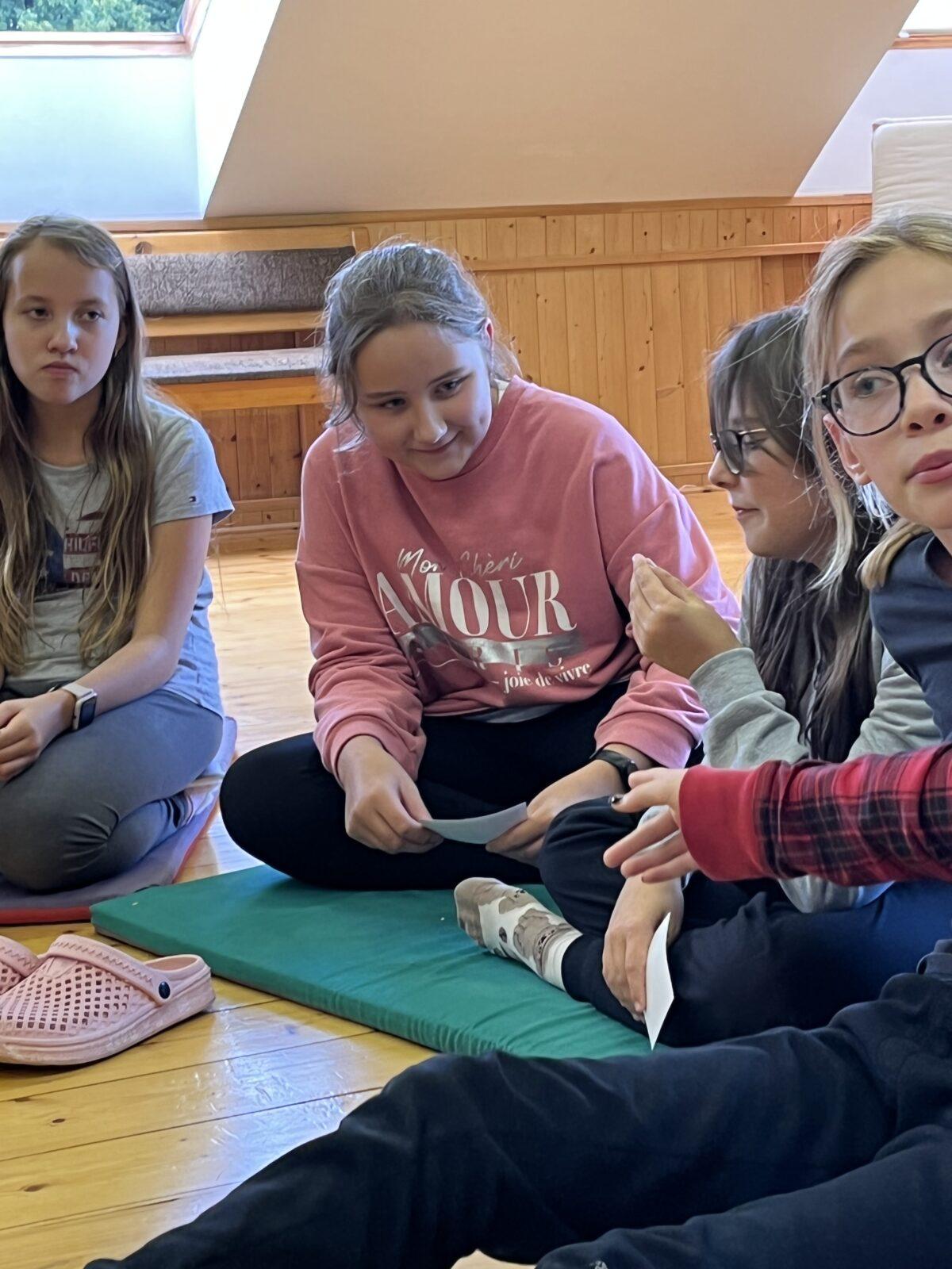 Adaptační pobyt šesťáků- den první - 4