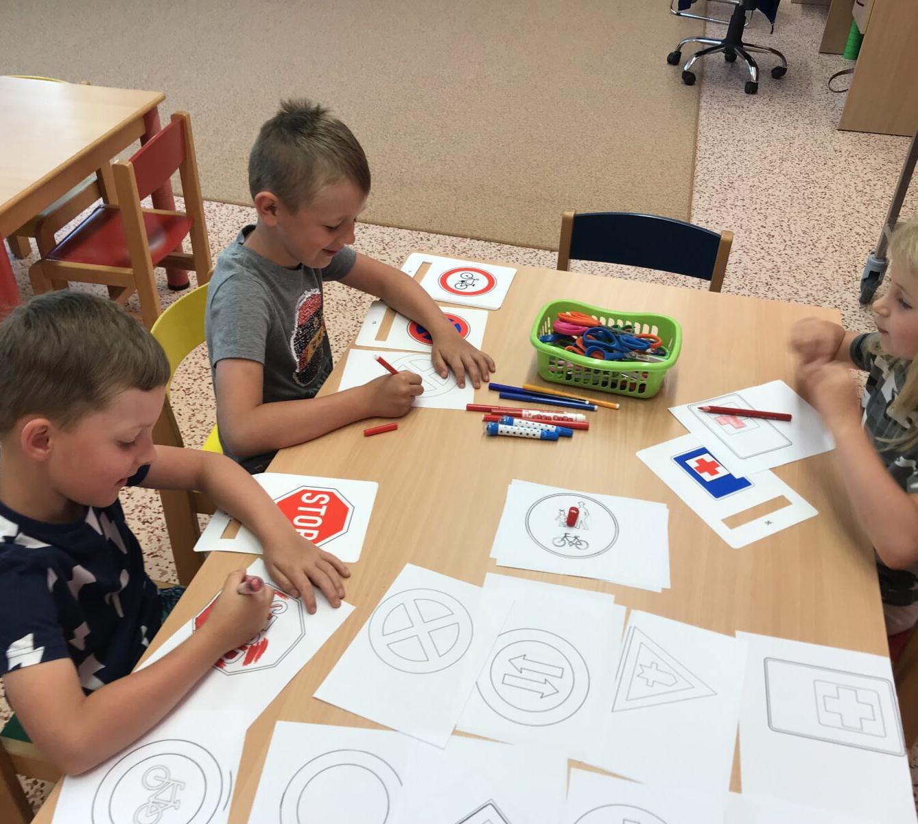 SOVIČKY: ,,AUTÍČKOVÁ ŠKOLKA" - 9