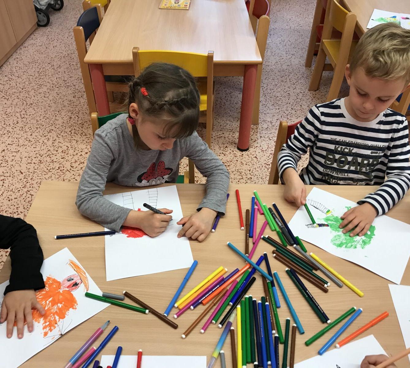 TVOŘENÍČKO: ,,LISTÍ ŽLOUTNE, POLETUJE" - 11