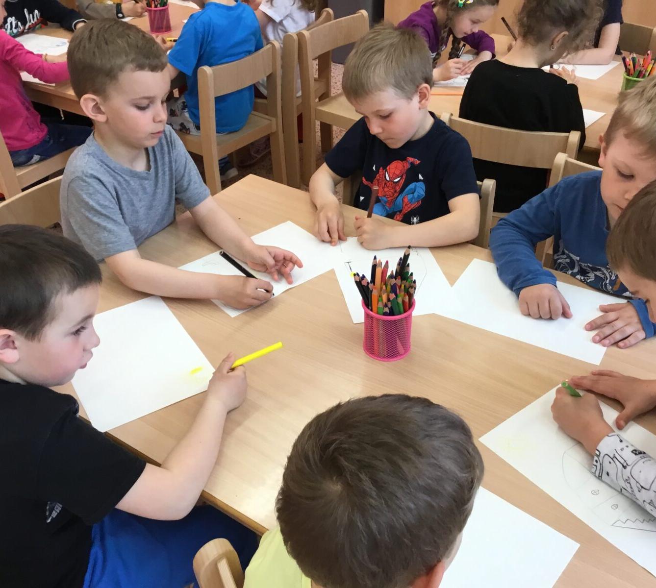 SOVIČKY: ,,MAMINKA MÁ SVÁTEK, RODINA" - 10