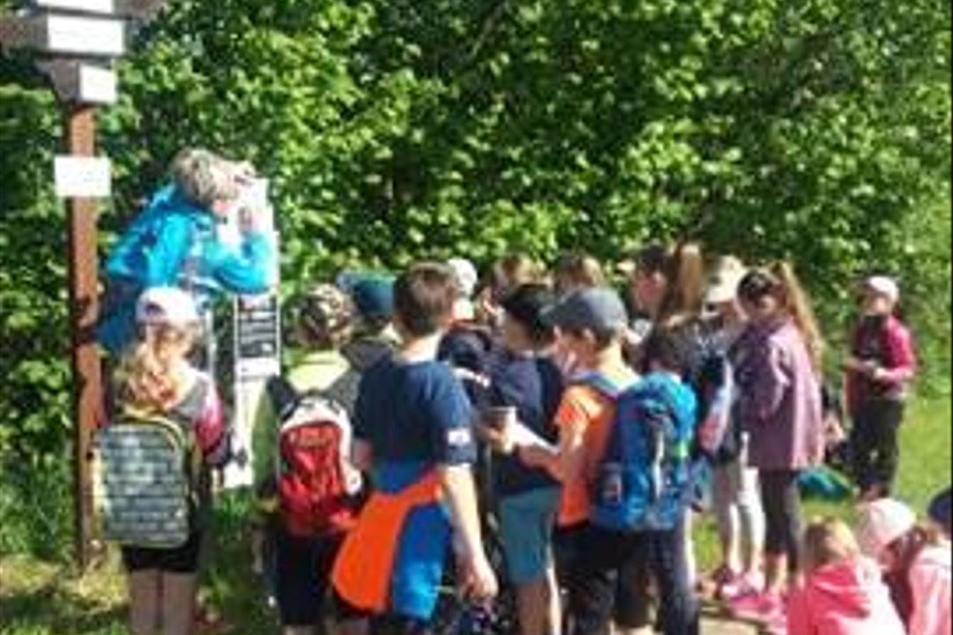 Vesmírná stezka a návštěva u koní