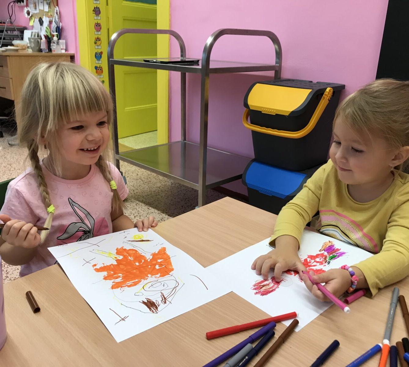 TVOŘENÍČKO: ,,LISTÍ ŽLOUTNE, POLETUJE" - 13